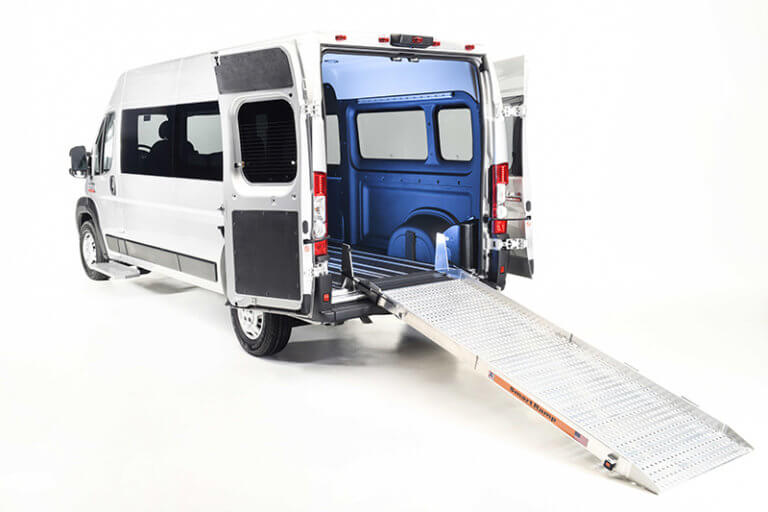 Full-size Wheelchair Accessible Vans - Driverge Vehicle Innovations