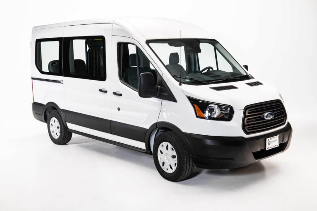 Fullsize Wheelchair Accessible Vans Driverge Vehicle Innovations